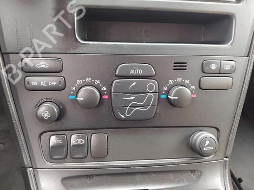 climate-control-volvo-v70-ii-285-1999-2000-2001-2002-2003-2004-2005-2006-2007-2008-34370636 main image