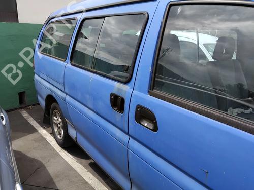 Højre side skydedør Højre side skydedør MITSUBISHI L400 Van (PD_W, PC_W, PB_V, PA_W, PA_V) 2500 TD (PD5W, PD5V, PA5W, PA5V) (87 hp) 34379140 34379140