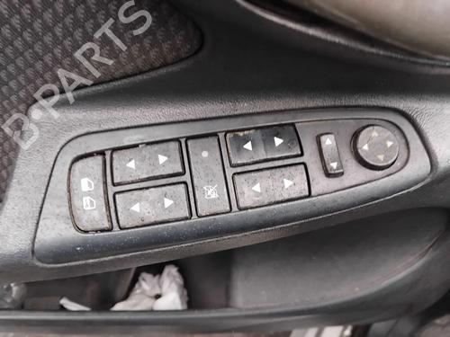 Used Left front window switch Left front window switch FIAT STILO Multi Wagon (192_) 1.9 JTD (115 hp) 34392500 34392500