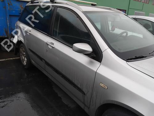 Used Right front door Right front door FIAT STILO Multi Wagon (192_) 1.9 JTD (115 hp) 34392507 34392507