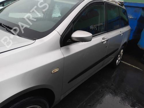 Used Left front door Left front door FIAT STILO Multi Wagon (192_) 1.9 JTD (115 hp) 34392510 34392510