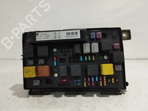 fuse-box-opel-astra-h-a04-2004-2005-2006-2007-2008-2009-2010-2011-2012-2013-2014-34736626 main image