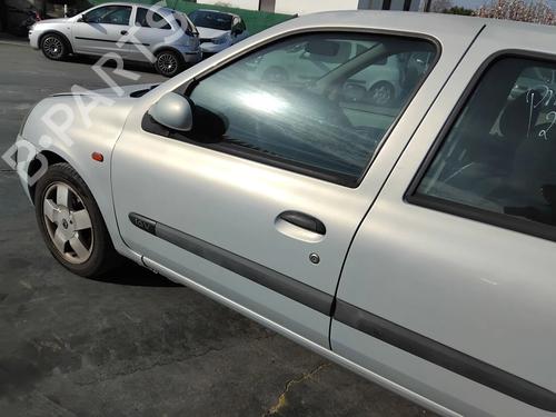 Używane Drzwi przednie lewe Drzwi przednie lewe RENAULT CLIO II (BB_, CB_) 1.2 16V (BB05, BB0W, BB11, BB27, BB2T, BB2U, BB2V, CB05,... (75 hp) 34472534 34472534