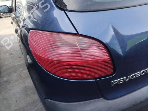 Farolim esquerdo Farolim esquerdo PEUGEOT 206 Hatchback (2A/C) 1.1 i (60 hp) 34472544 34472544