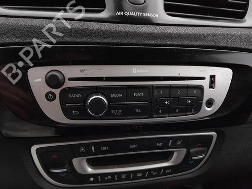 radio-renault-scenic-iii-jz01_-2008-2009-2010-2011-2012-2013-2014-2015-2016-34475026 main image