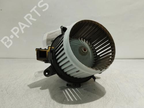 Used Heater blower motor Heater blower motor PEUGEOT 3008 II SUV (MC_, MR_, MJ_, M4_) 1.2 THP/ PureTech 130 (MRHNSM, MRHNSU, MRHNSJ, MRHNYW,... (131 hp) 34479206 34479206