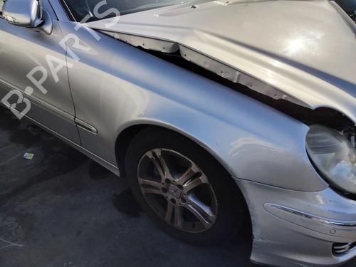 Used Right front fenders Right front fenders MERCEDES-BENZ E-CLASS T-Model (S211) E 220 T CDI (211.208) (170 hp) 34496106 34496106