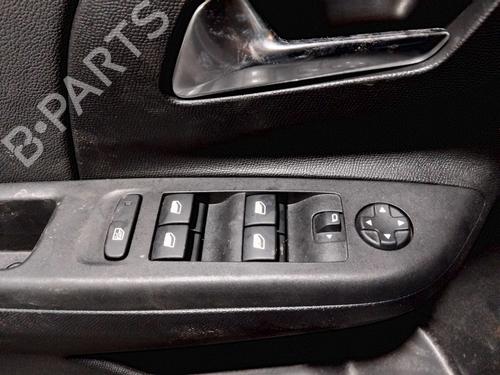 Used Left front window switch Left front window switch OPEL CORSA F (P2JO) 1.2 (68) (75 hp) 34507786 34507786