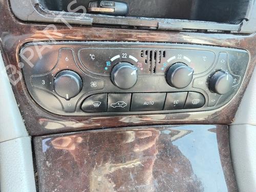 Airco bedieningspaneel Airco bedieningspaneel MERCEDES-BENZ C-CLASS (W203) C 180 (203.035) (129 hp) 34527906 34527906