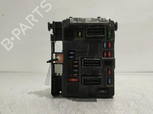 Used Fuse box Fuse box CITROËN C2 (JM_) 1.1 (60 hp) 34527900 34527900