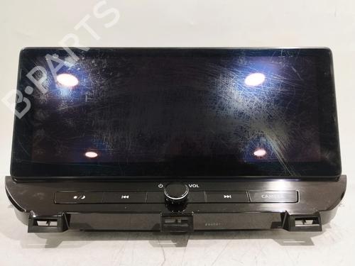 display-monitor-nissan-juke-f16_-2019-30745339 main image