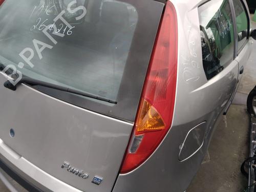 Used Right taillight Right taillight FIAT PUNTO (188_) 1.2 60 (188.030, .050, .130, .150, .230, .250) (60 hp) 34568992 34568992
