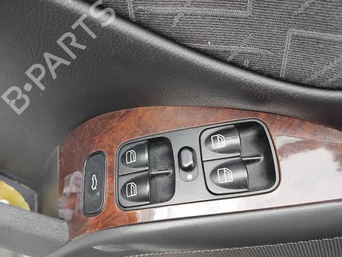 Interrupteur de vitre avant gauche Interrupteur de vitre avant gauche MERCEDES-BENZ C-CLASS (W203) C 220 CDI (203.006, 203.008) (143 hp) 34614465 34614465