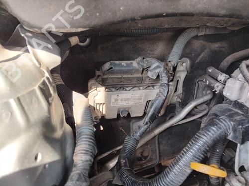 Used Engine control unit (ECU) Engine control unit (ECU) TOYOTA YARIS (_P9_) 1.0 VVT-i (KSP90_, KSP90R) (69 hp) 34614574 34614574