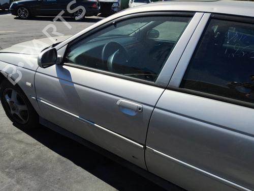 Porta frente esquerda Porta frente esquerda HONDA ACCORD VI Hatchback (CH, CL) 1.8 i (CH6) (136 hp) 34614970 34614970