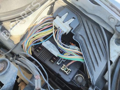 Caja reles / fusibles Caja reles / fusibles RENAULT MEGANE II Estate (KM0/1_) 1.4 (98 hp) 34614984 34614984