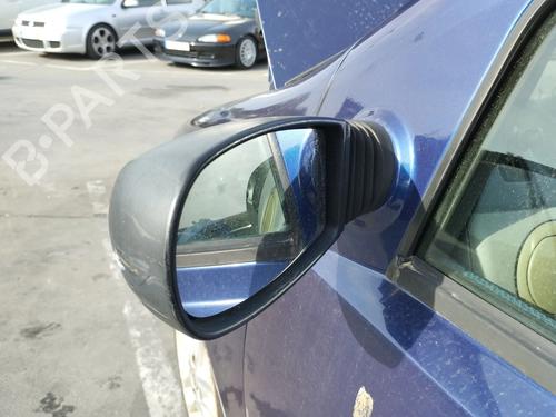 Retrovisor izquierdo Retrovisor izquierdo FIAT PUNTO (188_) 1.2 60 (188.030, .050, .130, .150, .230, .250) (60 hp) 34615045 34615045