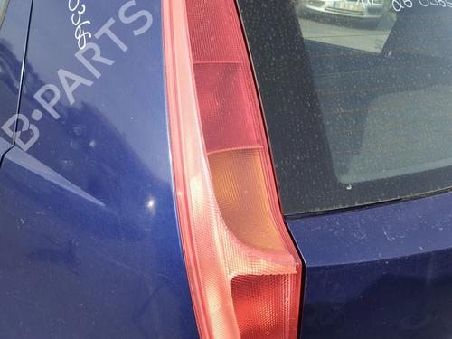 Venstre Baklys Venstre Baklys FIAT PUNTO (188_) 1.2 60 (188.030, .050, .130, .150, .230, .250) (60 hp) 34615048 34615048
