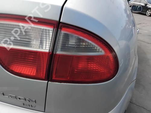 Used Right taillight Right taillight SEAT LEON (1M1) 1.6 16 V (105 hp) 34628880 34628880