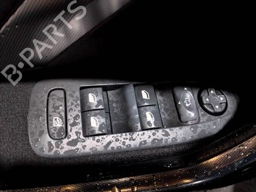 Used Left front window switch Left front window switch PEUGEOT 2008 I (CU_) 1.2 VTi (82 hp) 34636947 34636947