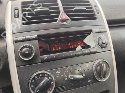 Used Radio Radio MERCEDES-BENZ A-CLASS (W169) A 150 (169.031, 169.331) (95 hp) 34724439 34724439