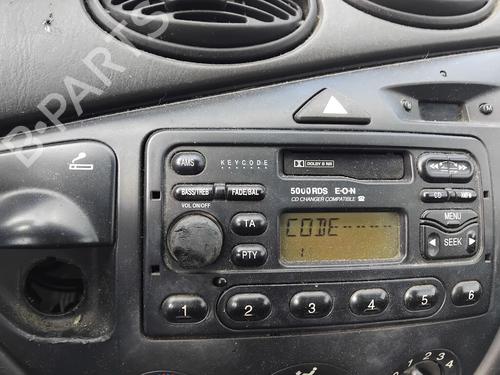 Used Radio Radio FORD FOCUS I (DAW, DBW) 1.4 16V (75 hp) 34724445 34724445