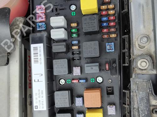 Used Fuse box Fuse box OPEL ASTRA H Estate (A04) 1.7 CDTI (L35) (101 hp) 35727891 35727891