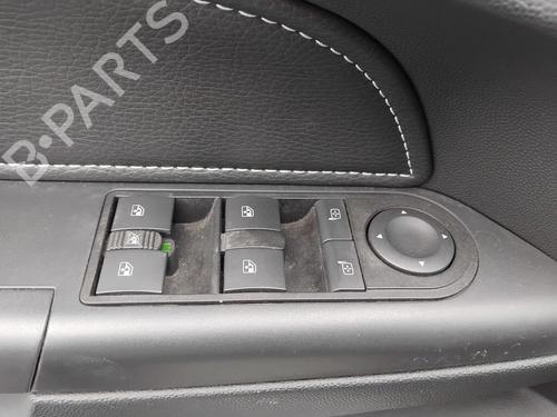 Used Left front window switch Left front window switch OPEL ASTRA H Estate (A04) 1.7 CDTI (L35) (101 hp) 35727894 35727894