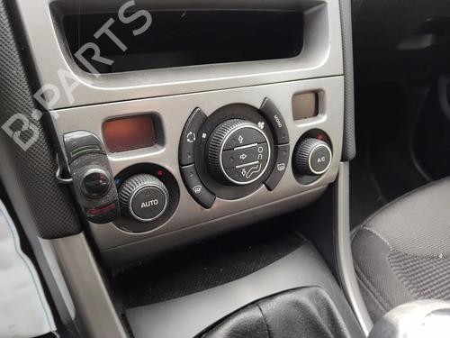 Used Climate control Climate control PEUGEOT 308 I (4A_, 4C_) 1.6 HDi (90 hp) 35738780 35738780