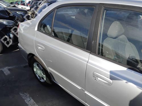 Dør højre bagtil Dør højre bagtil HYUNDAI ACCENT II (LC) 1.3 (86 hp) 35755696 35755696