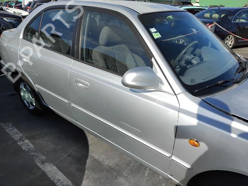 Used Right front door Right front door HYUNDAI ACCENT II (LC) 1.3 (86 hp) 35755698 35755698