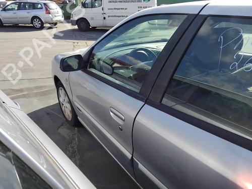 Used Left front door Left front door CITROËN XSARA (N1) 1.4 i (75 hp) 35755749 35755749