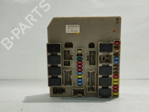 Used Fuse box Fuse box RENAULT CLIO III Grandtour (KR0/1_) 1.5 dCi (KR0H, KR1S) (106 hp) 35777420 35777420