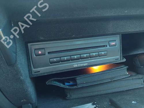 radio-audi-a4-b8-avant-8k5-2007-2008-2009-2010-2011-2012-2013-2014-2015-2016-2017-35777431 main image