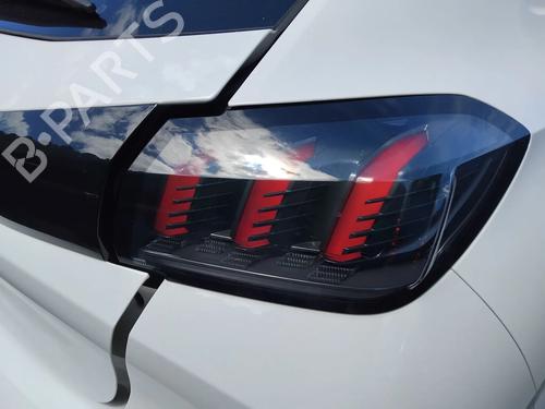Used Right taillight Right taillight PEUGEOT 208 II (UB_, UP_, UW_, UJ_) 1.2 PureTech 100 (101 hp) 35777783 35777783