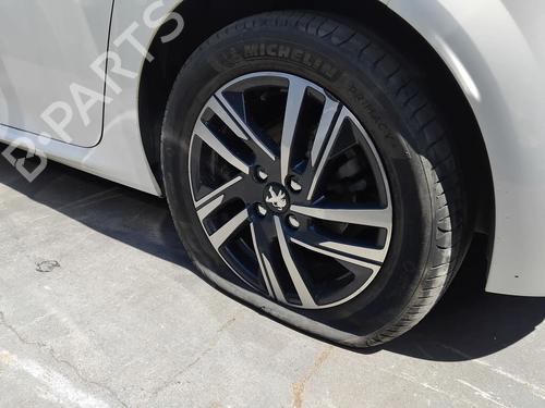 Used Rear axle Rear axle PEUGEOT 208 II (UB_, UP_, UW_, UJ_) 1.2 PureTech 100 (101 hp) 35777787 35777787