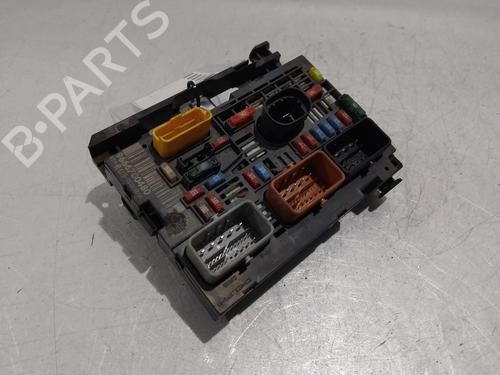 Used Fuse box Fuse box PEUGEOT 308 CC (4B_) 1.6 16V (120 hp) 35899077 35899077