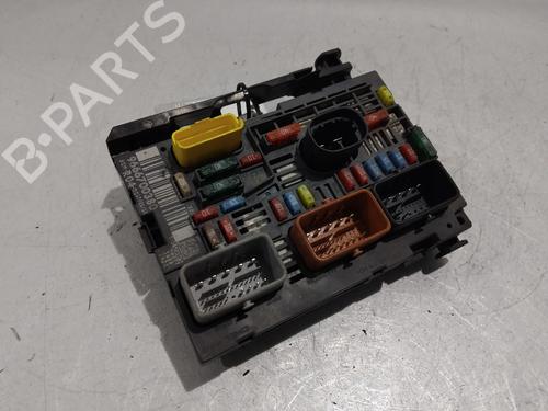 Used Fuse box Fuse box PEUGEOT 308 SW I (4E_, 4H_) 1.6 HDi (109 hp) 35822400 35822400