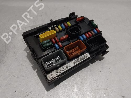 Used Fuse box Fuse box CITROËN C3 II (SC_) 1.4 HDi 70 (SC8HZC, SC8HR0, SC8HP4) (68 hp) 36377456 36377456