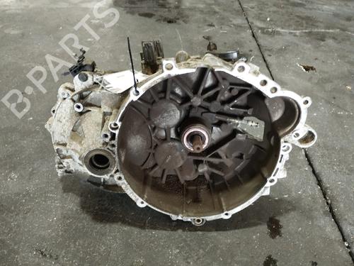 Used Gearbox Gearbox VOLVO V70 II (285) 2.0 T (180 hp) 27734834 27734834