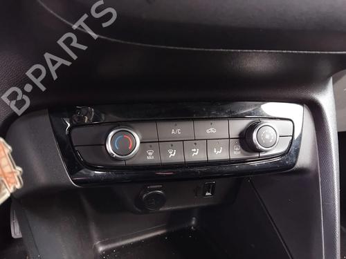 climate-control-opel-corsa-f-p2jo-2019-36092752 main image