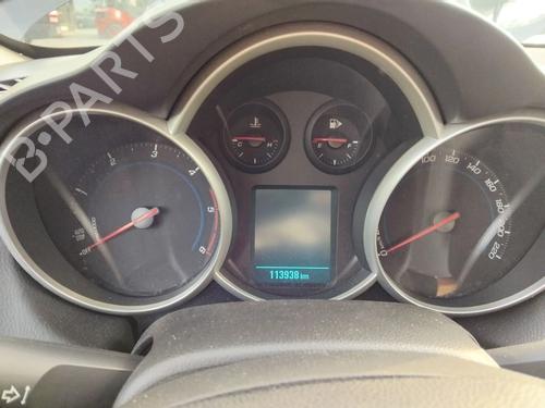 instrument-cluster-chevrolet-cruze-station-wagon-j308-2012-36112867 main image