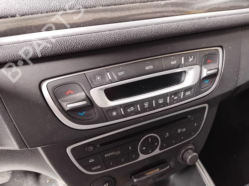 AC-Styringsenhed/Manøvreenhed AC-Styringsenhed/Manøvreenhed RENAULT MEGANE III Grandtour (KZ0/1) 1.5 dCi (KZ1M, KZ1W, KZ0R) (106 hp) 36138140 36138140