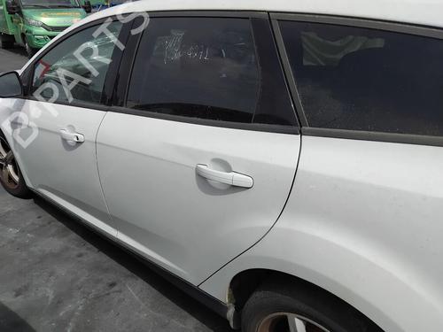 Porta trás esquerda Porta trás esquerda FORD FOCUS III Turnier 1.5 TDCi ECOnetic (105 hp) 36231704 36231704