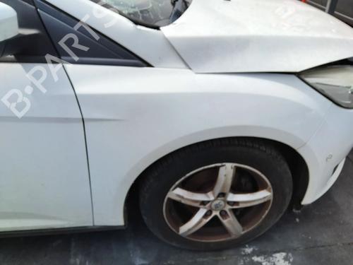 Guarda-lamas direito Guarda-lamas direito FORD FOCUS III Turnier 1.5 TDCi ECOnetic (105 hp) 36231714 36231714