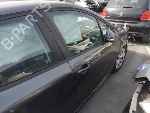 right-front-door-peugeot-208-i-ca_-cc_-2012-2013-2014-2015-2016-2017-2018-2019-2020-2021-36260729 main image