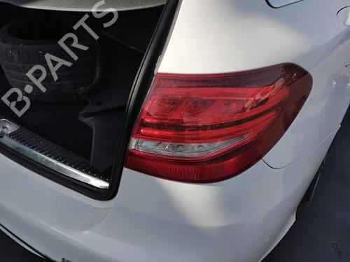 Fanale posteriore destro Fanale posteriore destro MERCEDES-BENZ C-CLASS T-Model (S205) C 200 d (205.207) (136 hp) 36295967 36295967