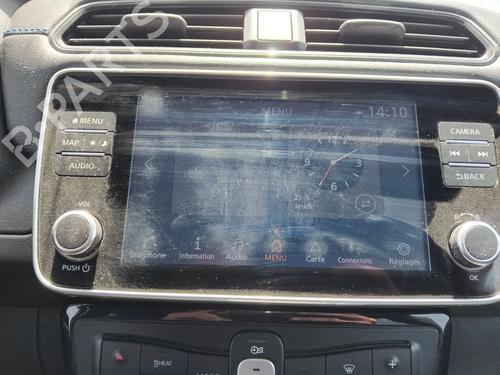 Used Radio Radio NISSAN LEAF (ZE1) Electric (150 hp) 36356737 36356737
