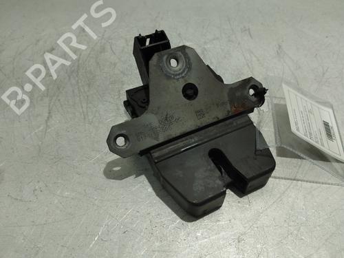 Serrure hayon Serrure hayon FORD FOCUS III Turnier 1.5 TDCi ECOnetic (105 hp) 36363420 36363420