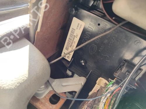 Used Fuse box Fuse box RENAULT CLIO II (BB_, CB_) 1.2 16V (BB05, BB0W, BB11, BB27, BB2T, BB2U, BB2V, CB05,... (75 hp) 36388339 36388339